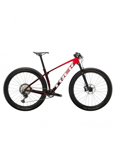 Bicicleta Trek Procaliber 9.8 2022 Radioactive Red to Cobra Blood Fade